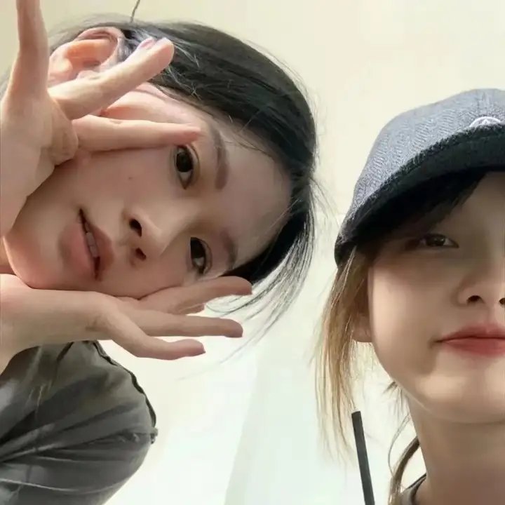 他的三个女儿